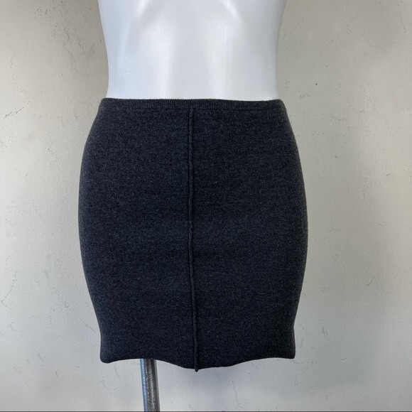 NWOT Nili Lotan Wool Cashmere Blend Sweater Knit Gray Mini Skirt Exposed Seam XS - Picture 7 of 11